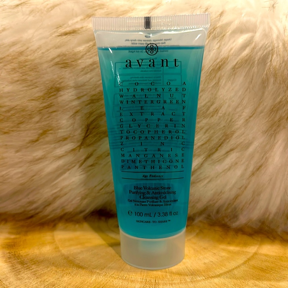Avant - Blue Volcanic Stone Purifying & Antioxidising Cleansing Gel